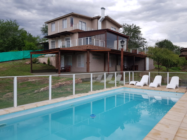Carrasco esq, Huerta Grande Carrasco, Miradores, Córdoba, 5 Habitaciones Habitaciones, ,Casa,Alquiler Temporario,Carrasco,1022